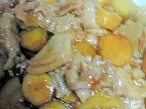 炊飯器で調理する、さつま芋と豚肉の甘辛煮♪